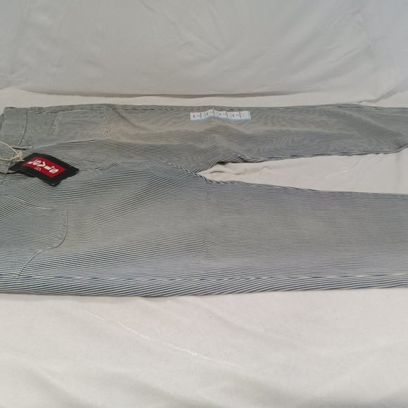 Levi's Women's Railroad Zip Ankle Skinny Jeans NWT Size 16 - Picture 2 of 10